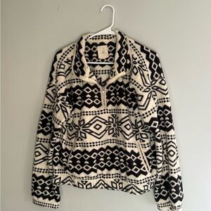Black and White Geometric Pullover Fleece